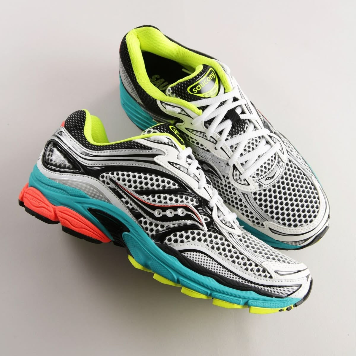Saucony